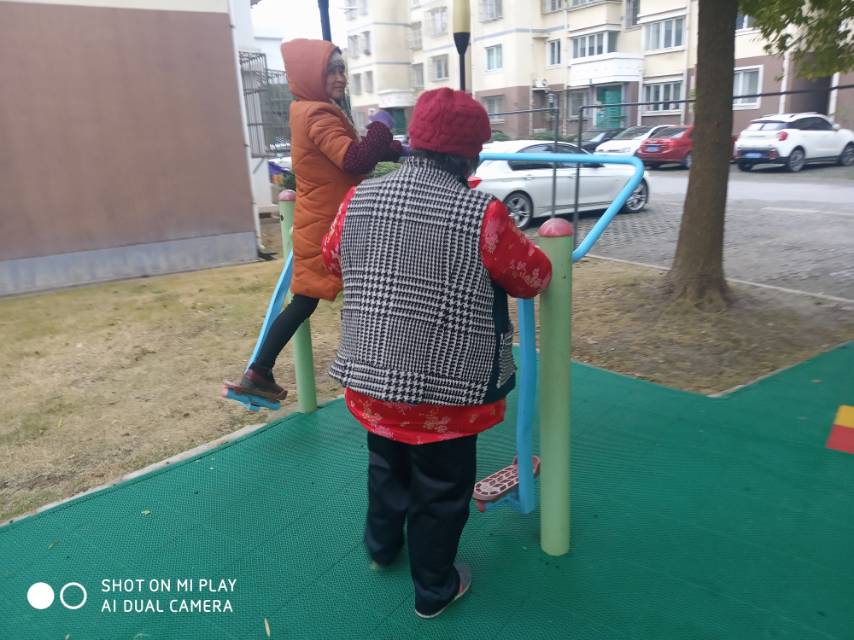太空漫步器