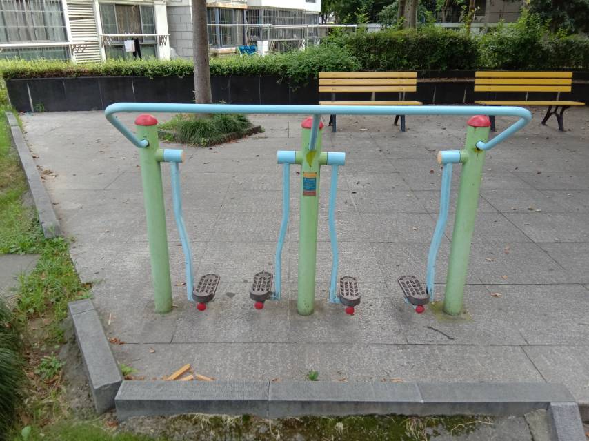 太空漫步器