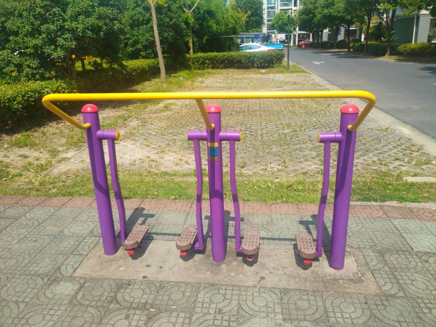 太空漫步器