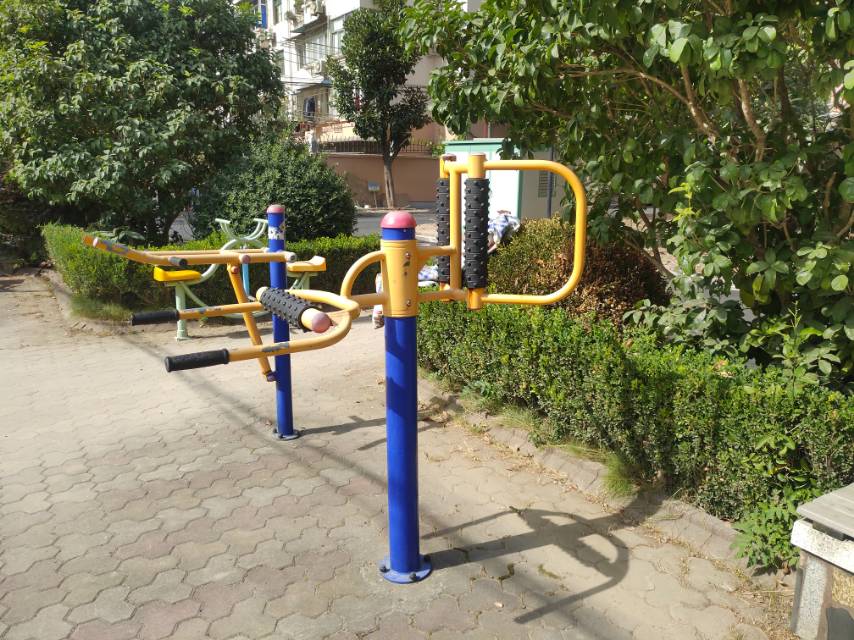 腰背按摩器