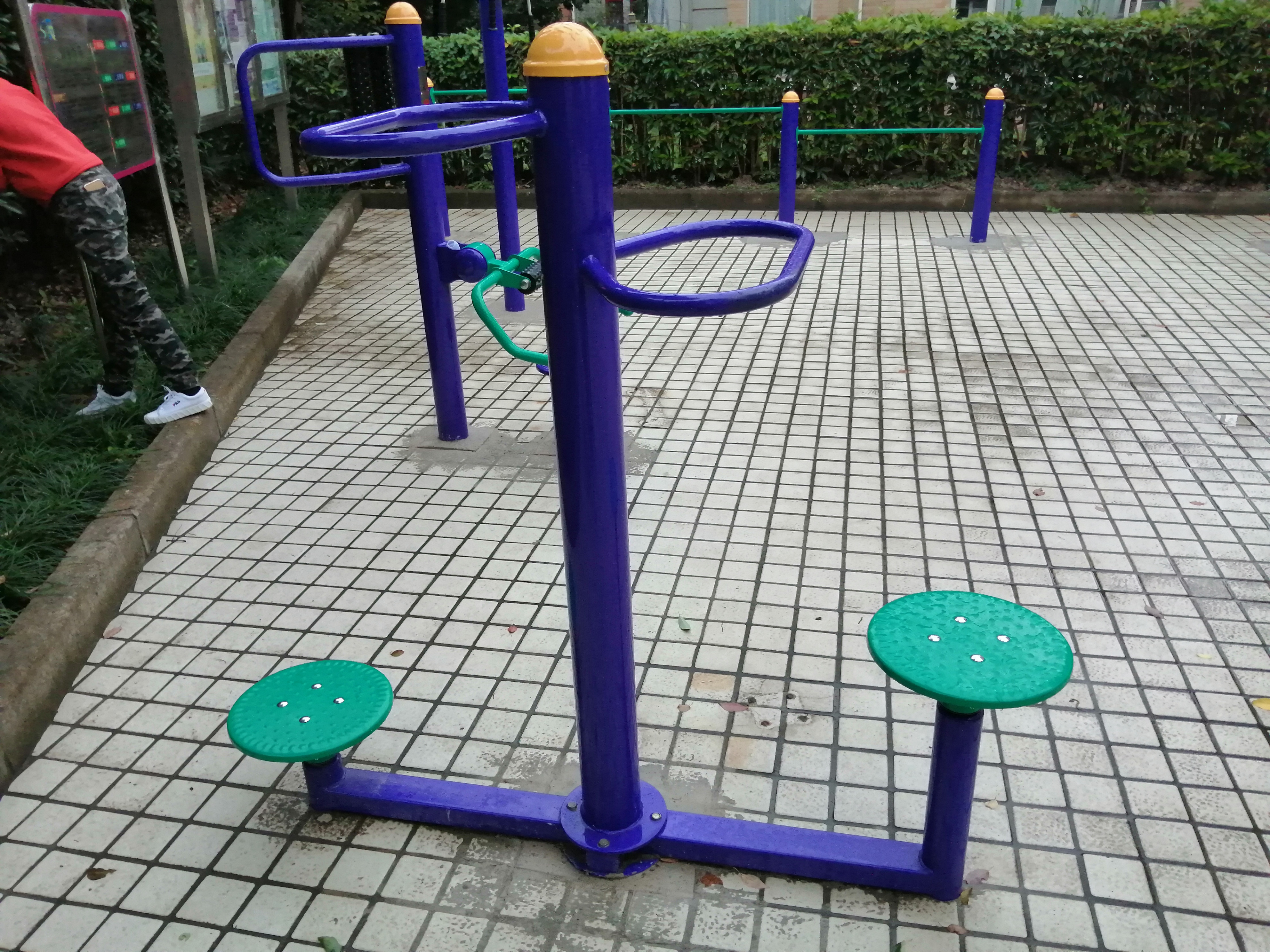 雙位扭腰器
