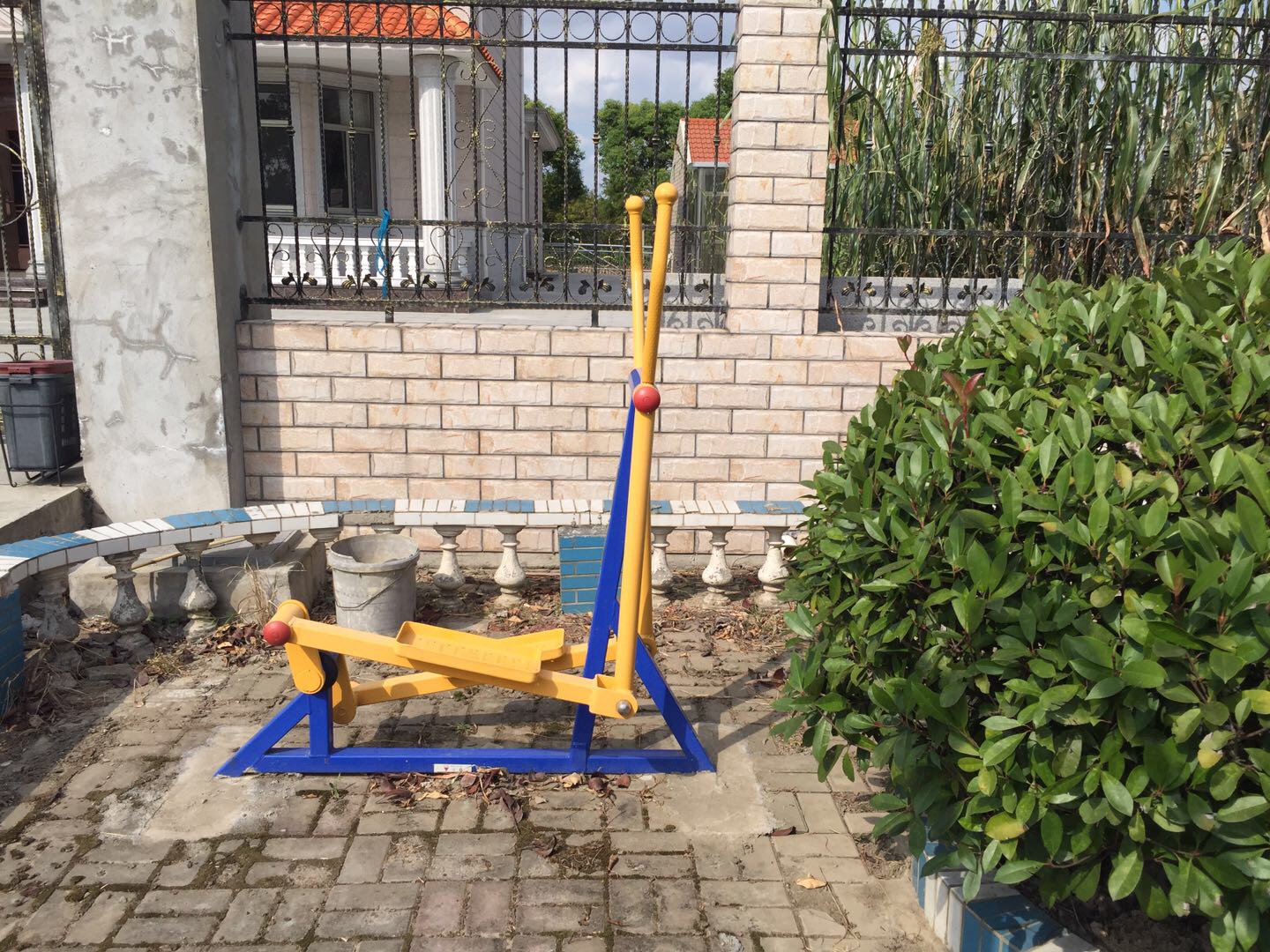 室外橢圓機