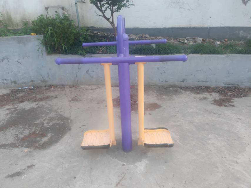 鐘擺器