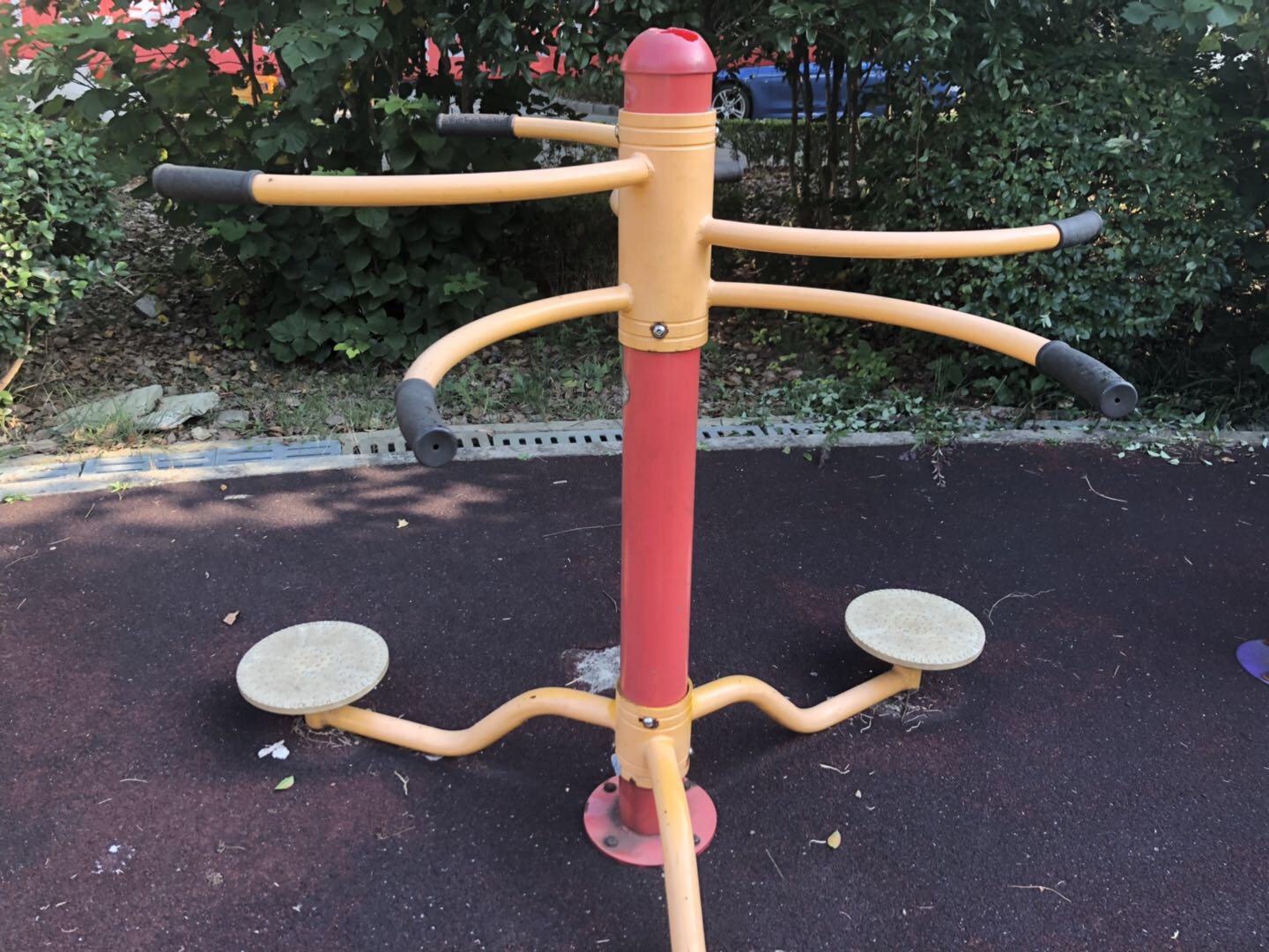 扭腰器
