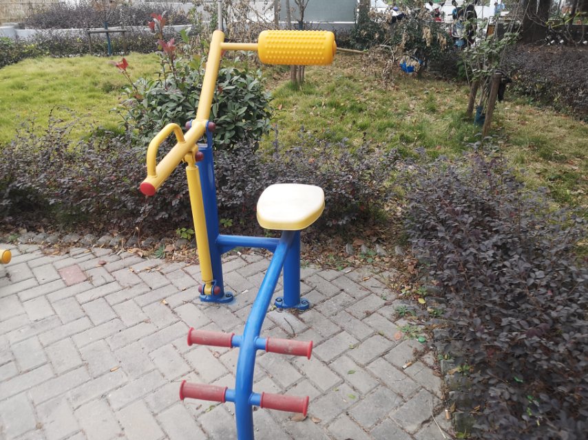 腹背鍛煉器