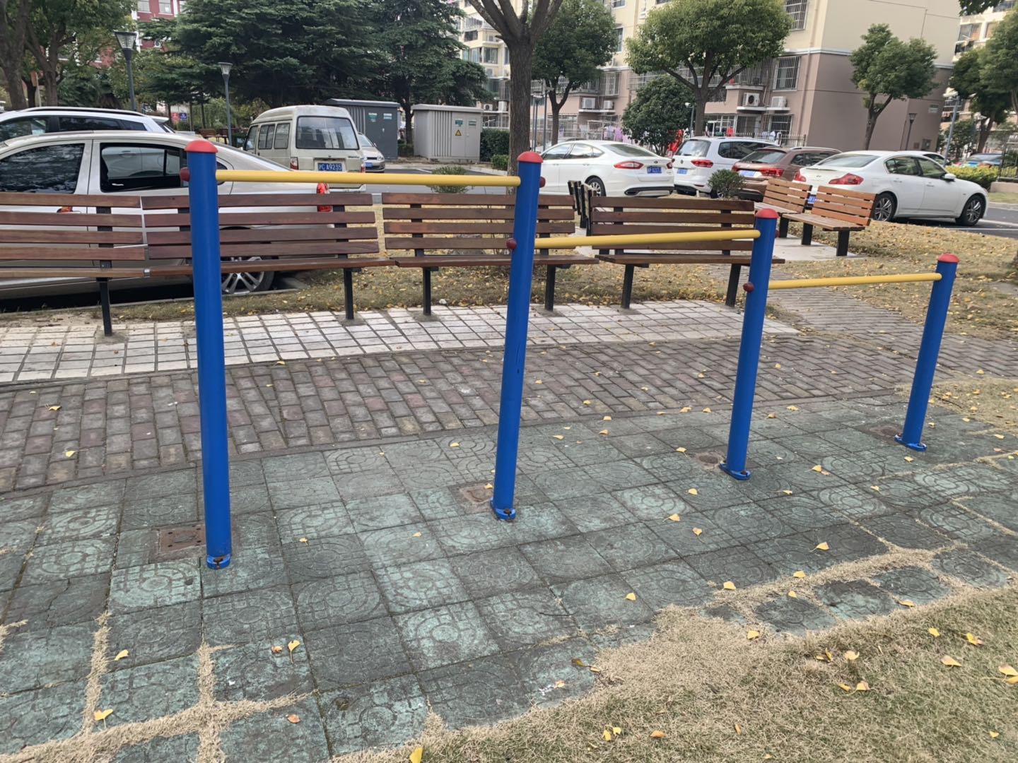 壓腿杠