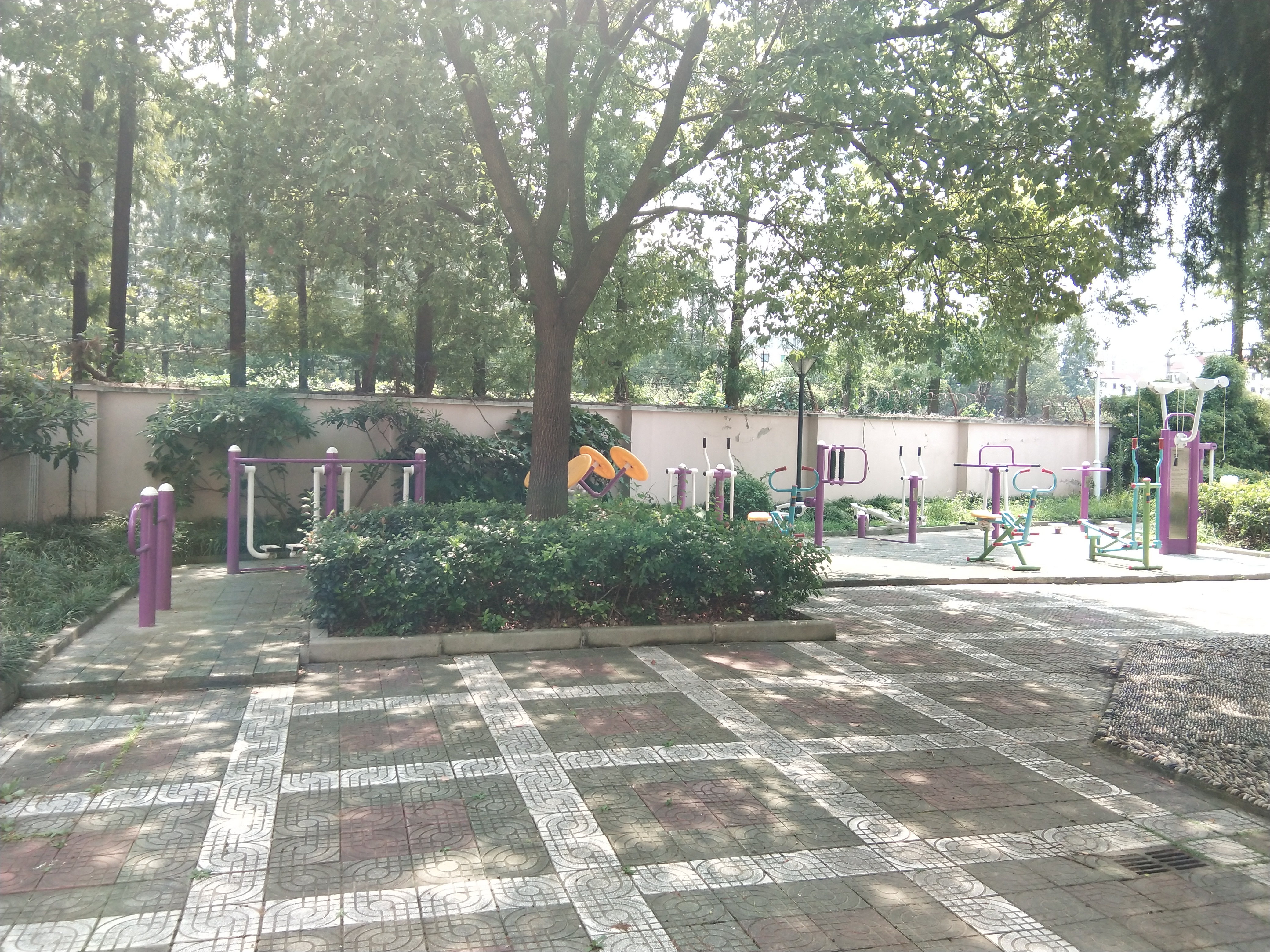 莘南新村健身點