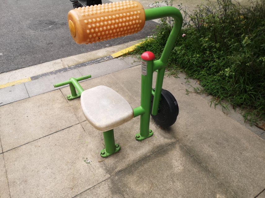 腹背鍛煉器