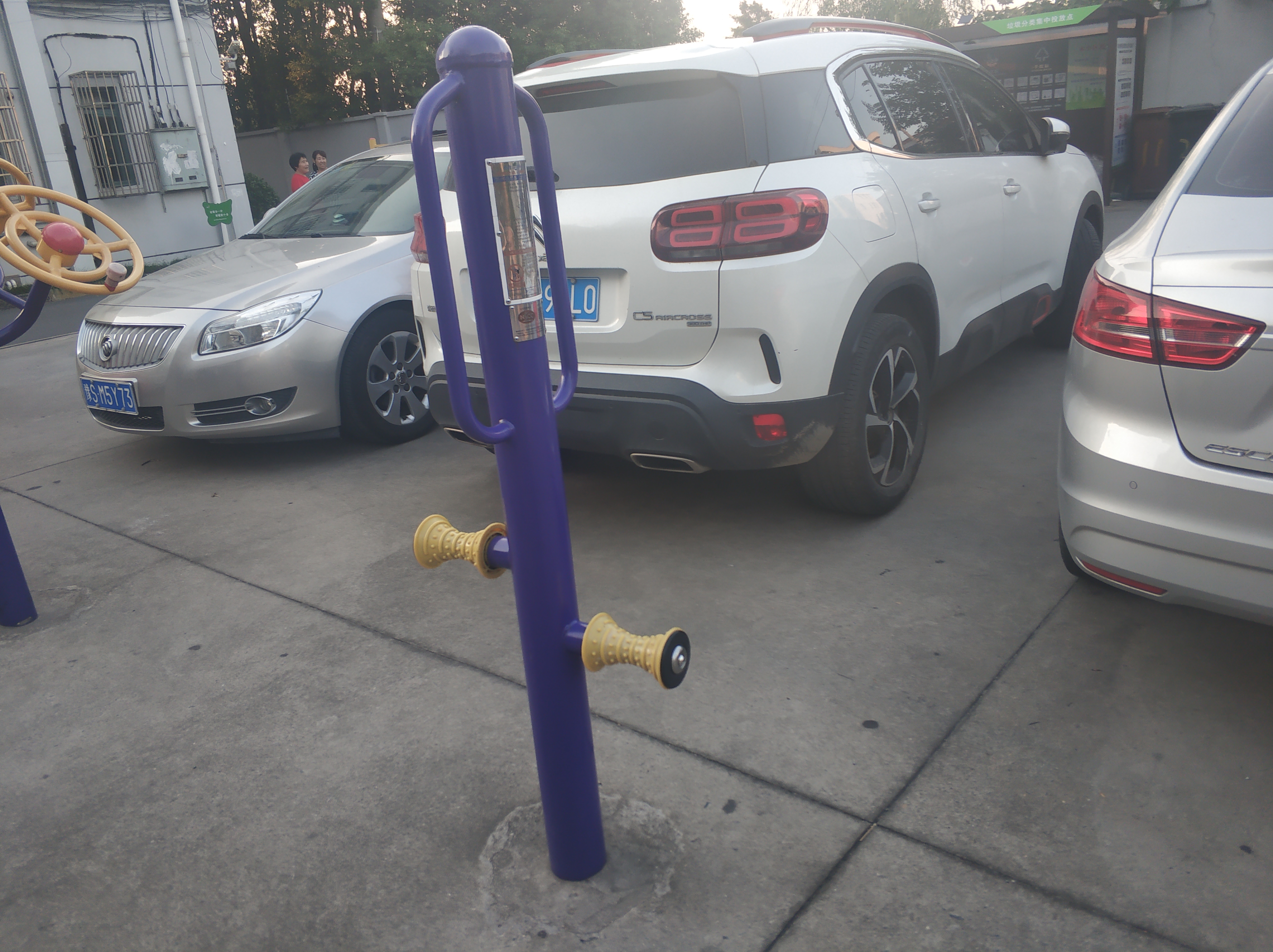 腿部按摩器