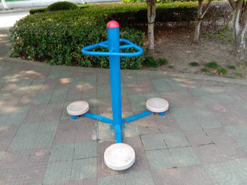 扭腰器