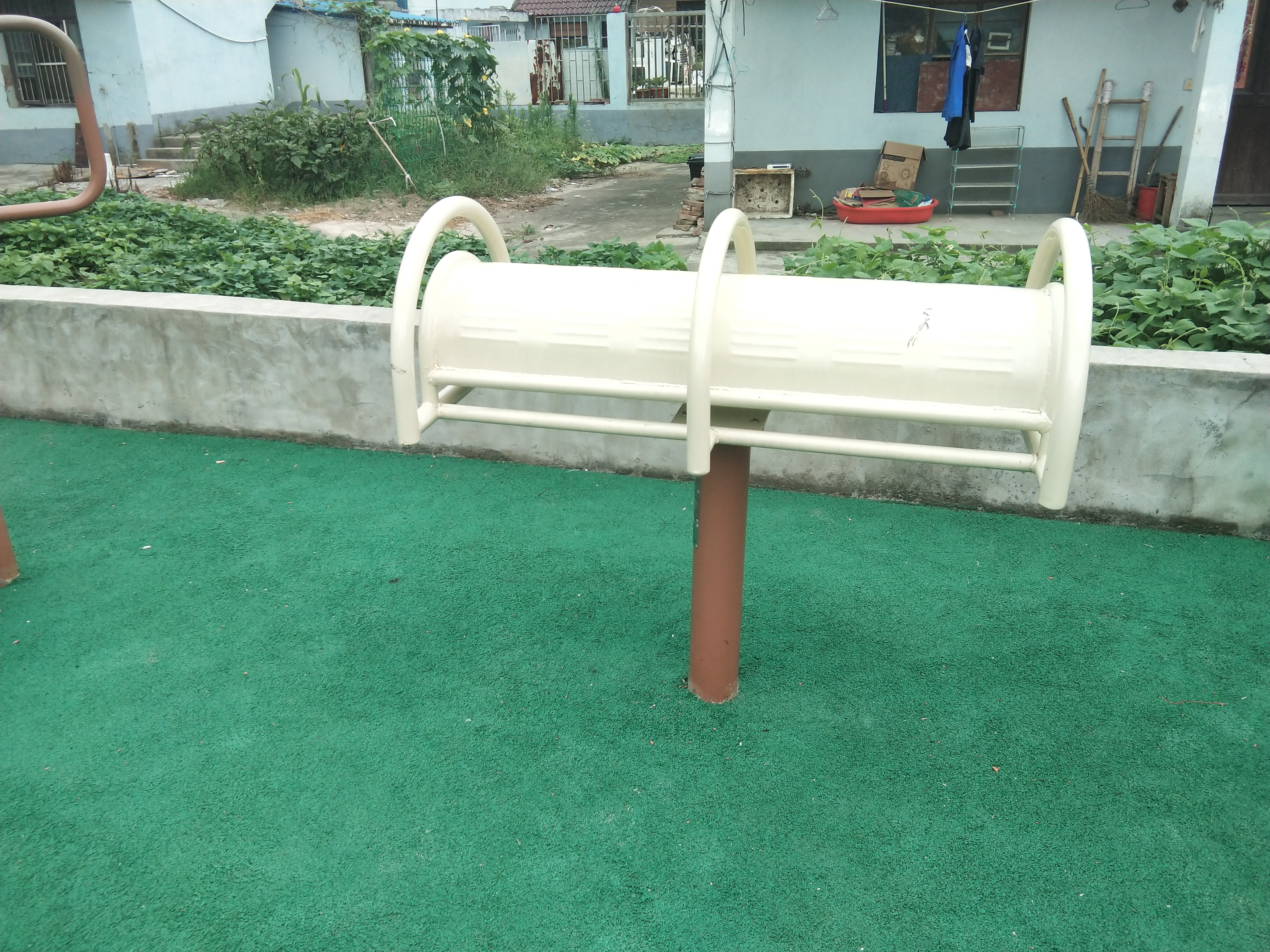伸腰展背器