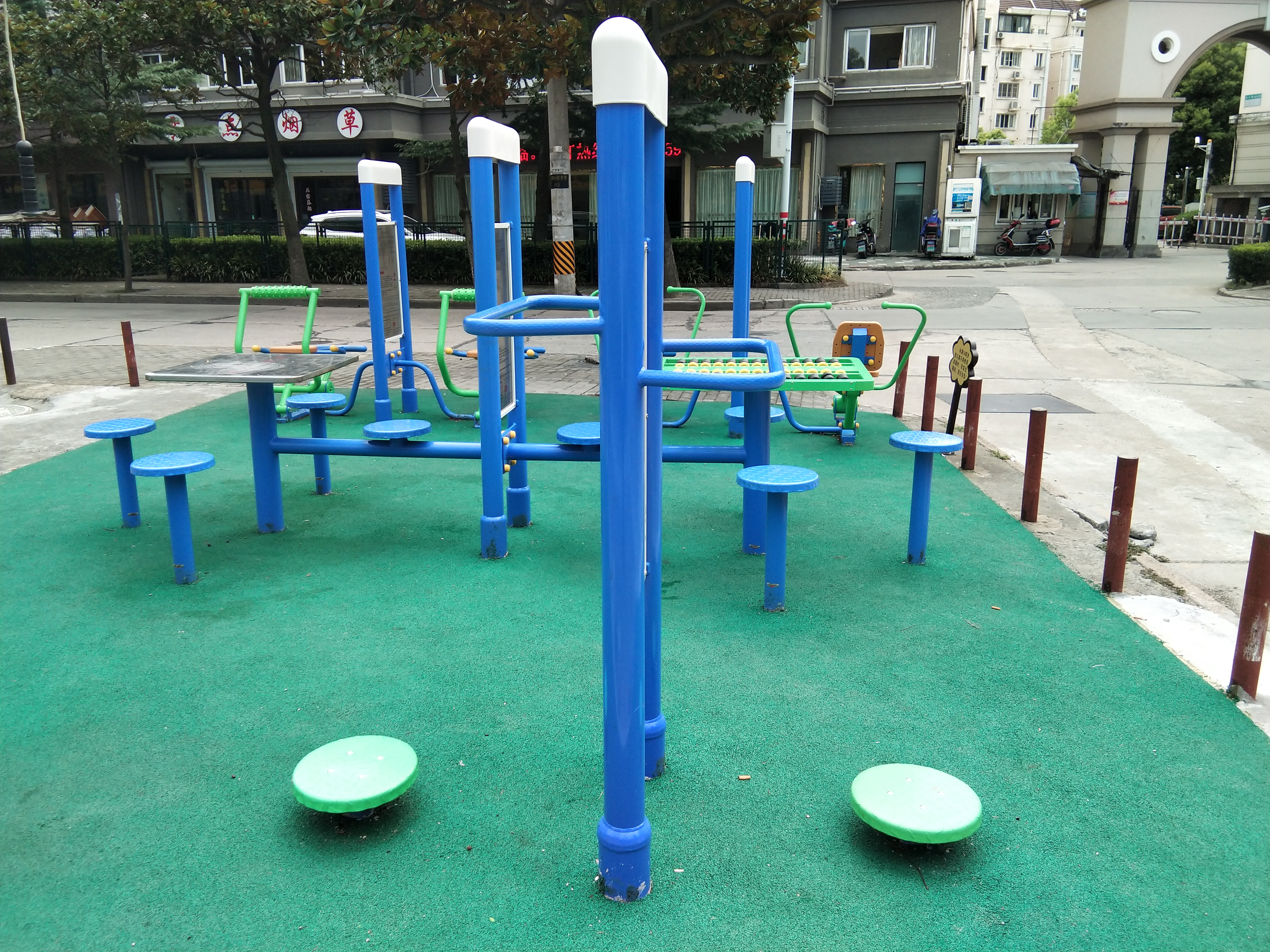 雙立柱扭腰器