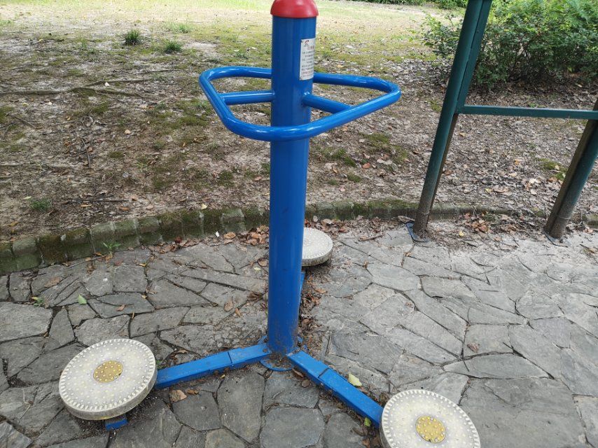 扭腰器