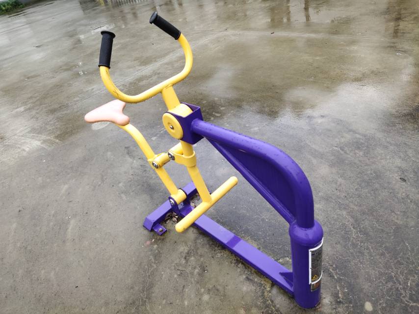 騎馬機