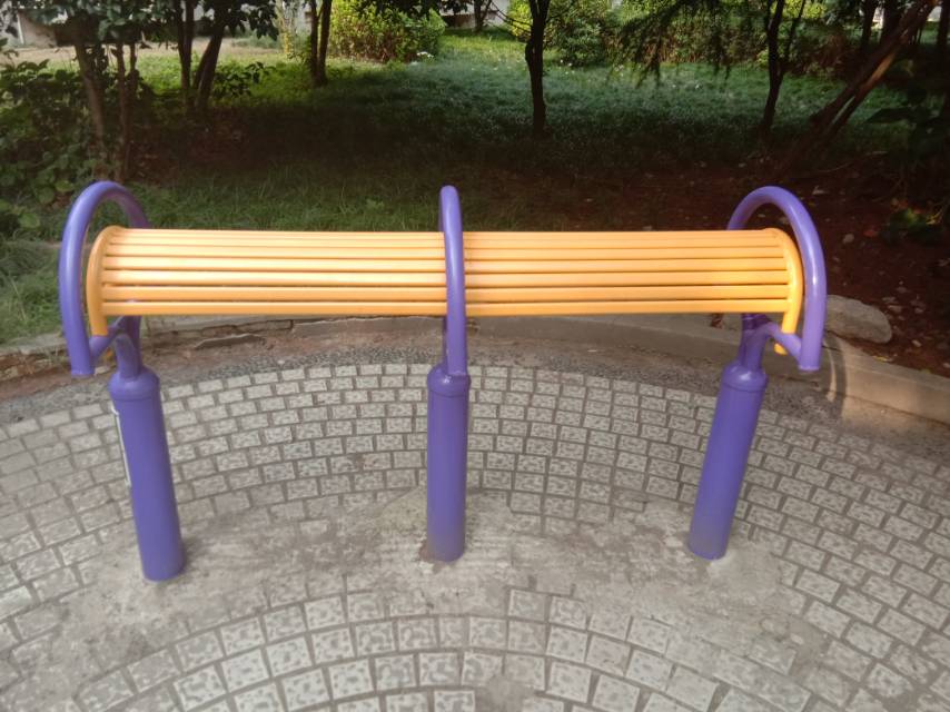 伸腰伸背器
