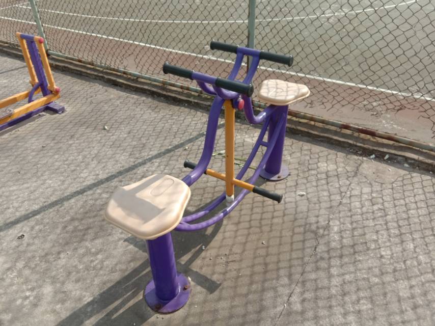 下肢康復器