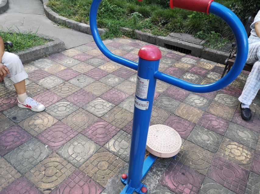 扭腰器