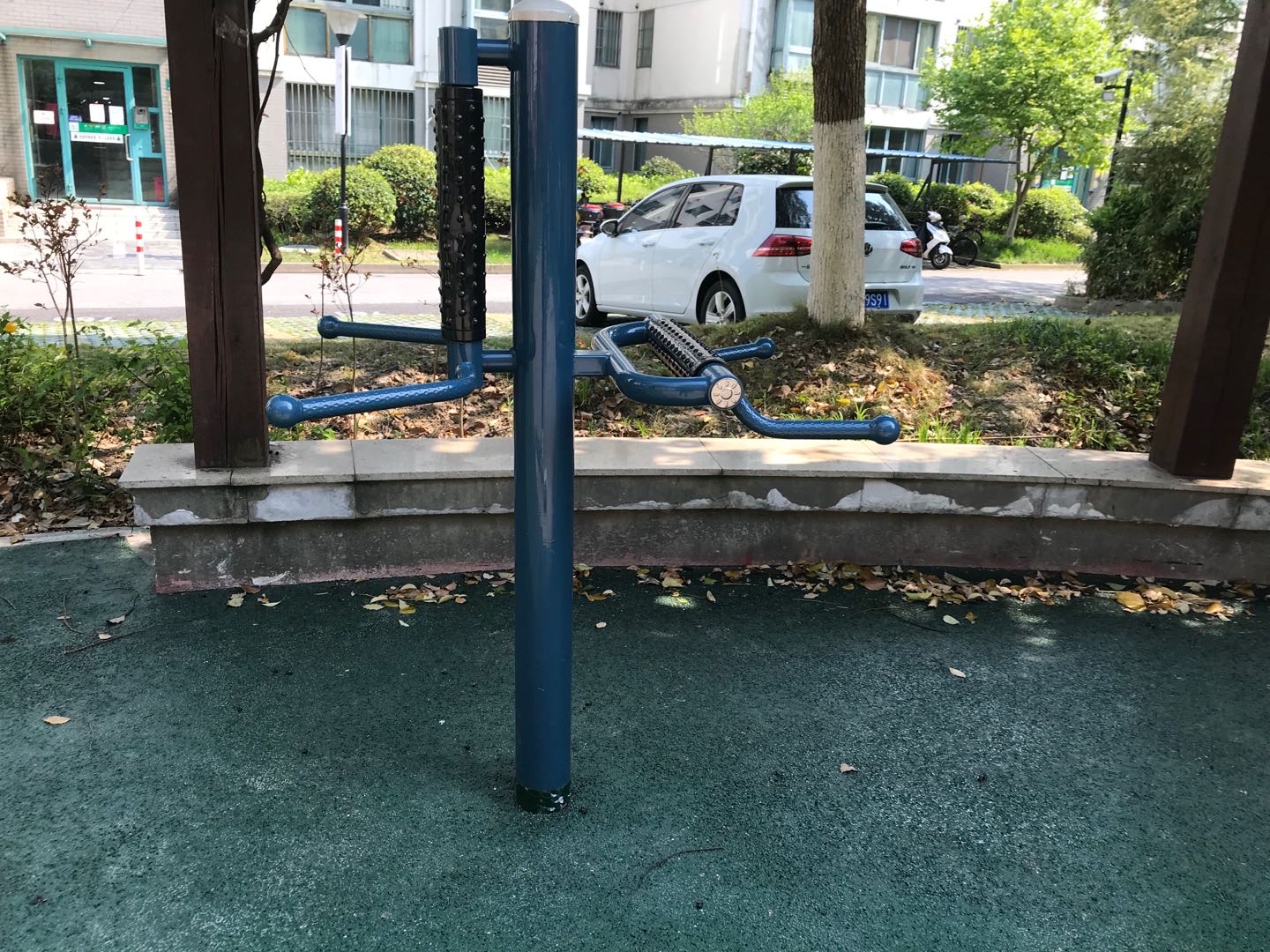 腰背按摩器