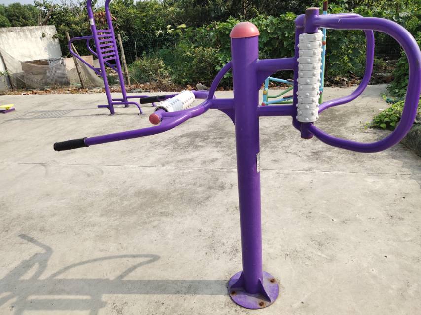 腰背按摩器