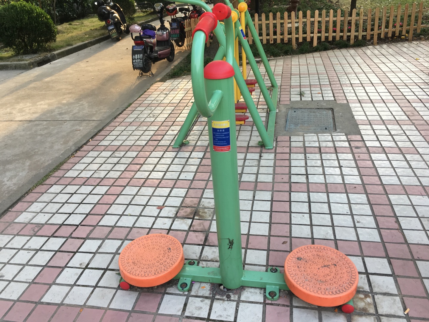 扭腰器