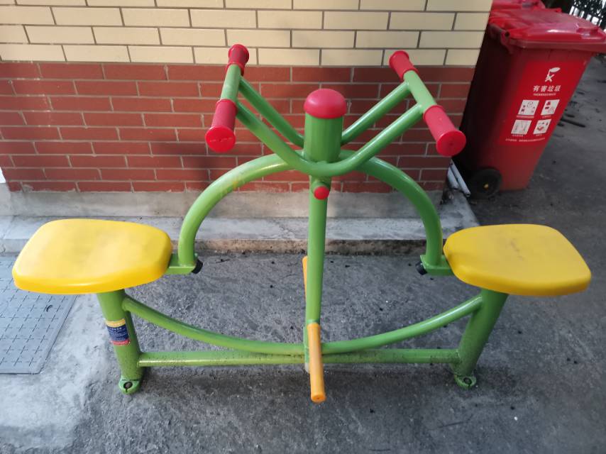 下肢康復器