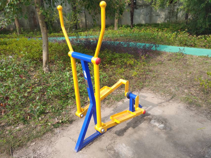 室外橢圓機