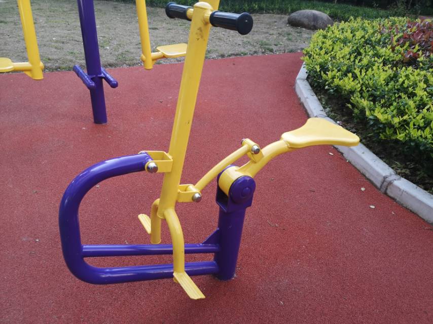 健騎機