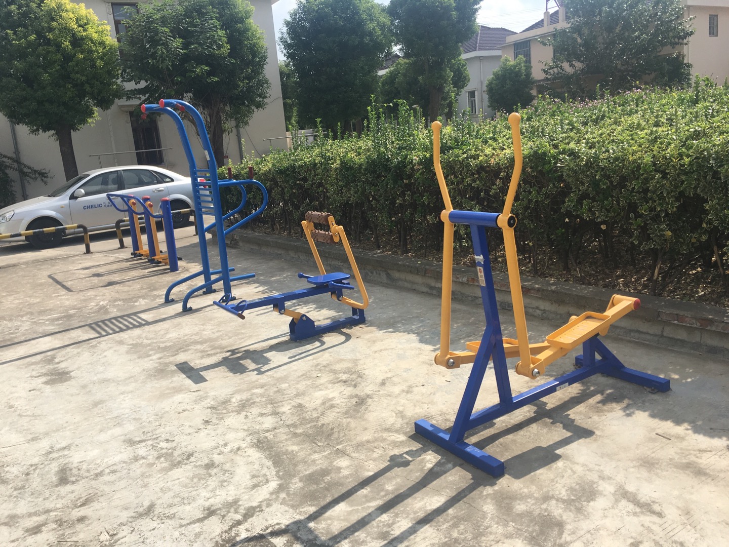 興聯興苑小區(qū)益智健身點