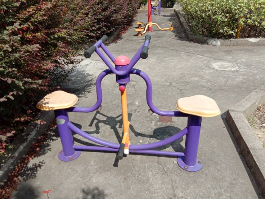 下肢康復器