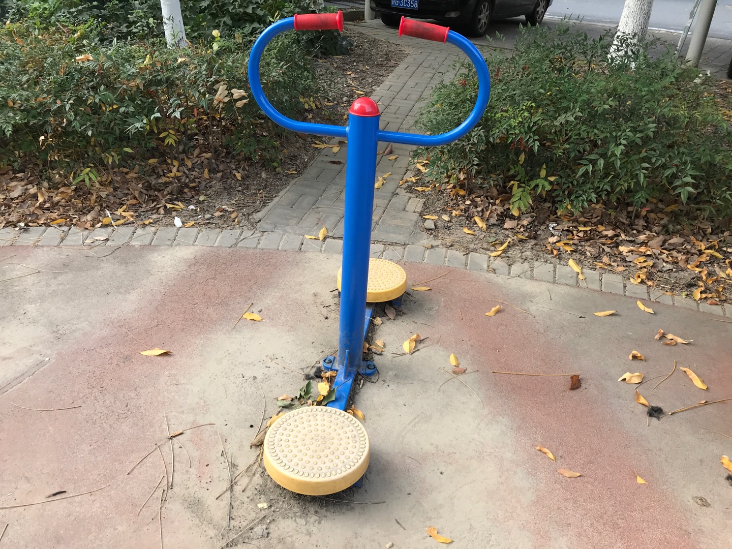 扭腰器