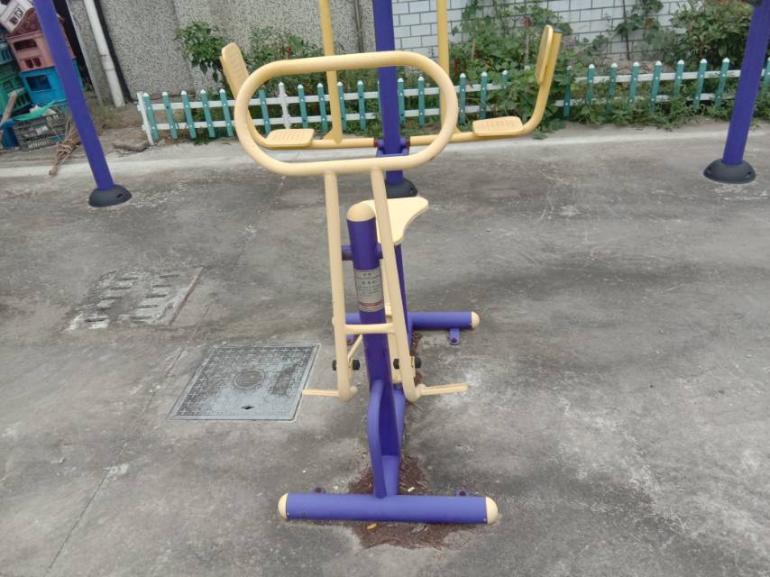 騎馬器