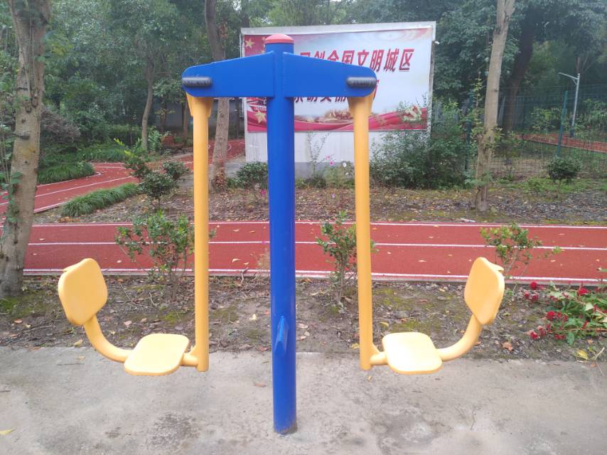 雙位蹬力器