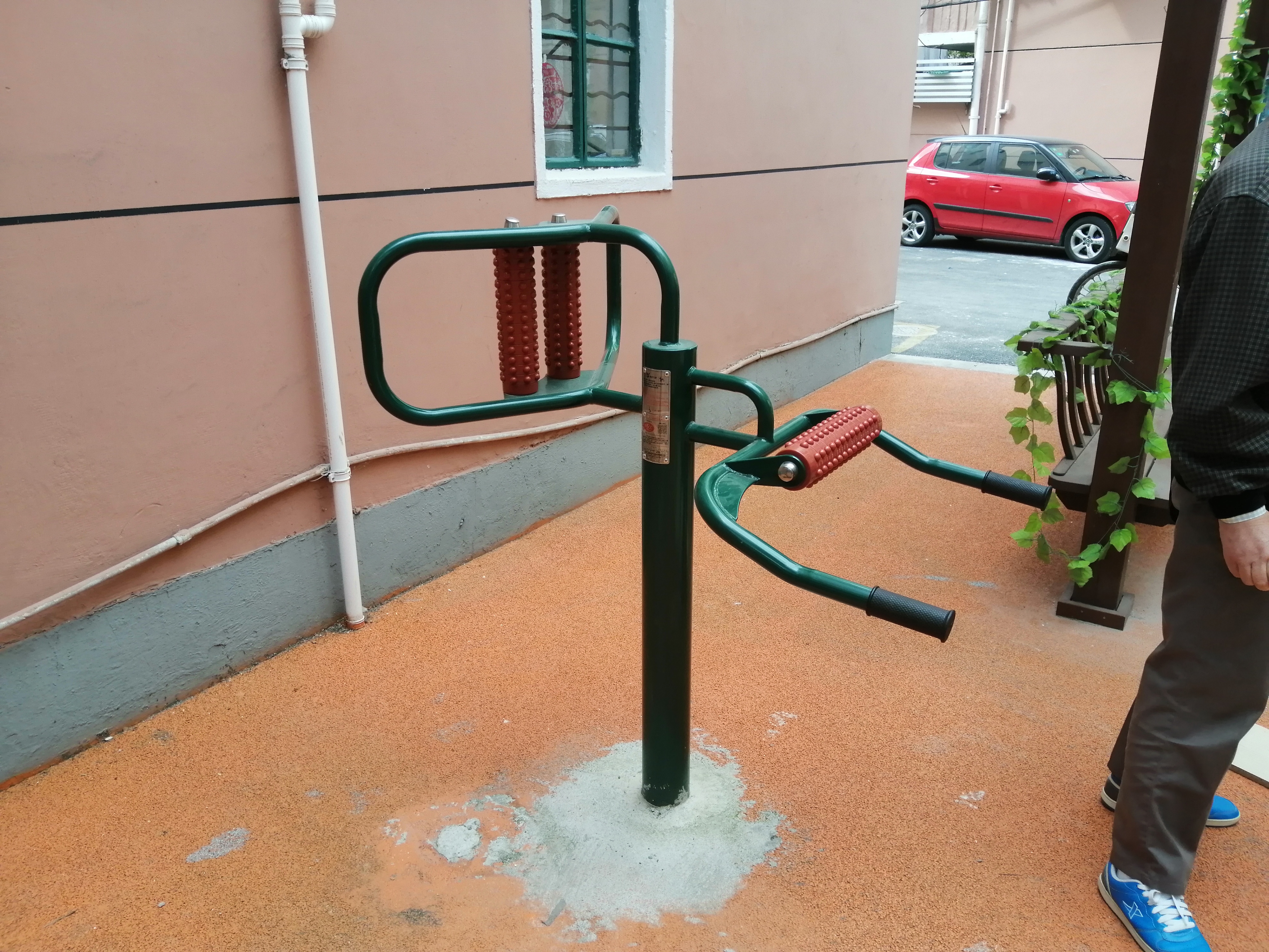 腰背按摩器