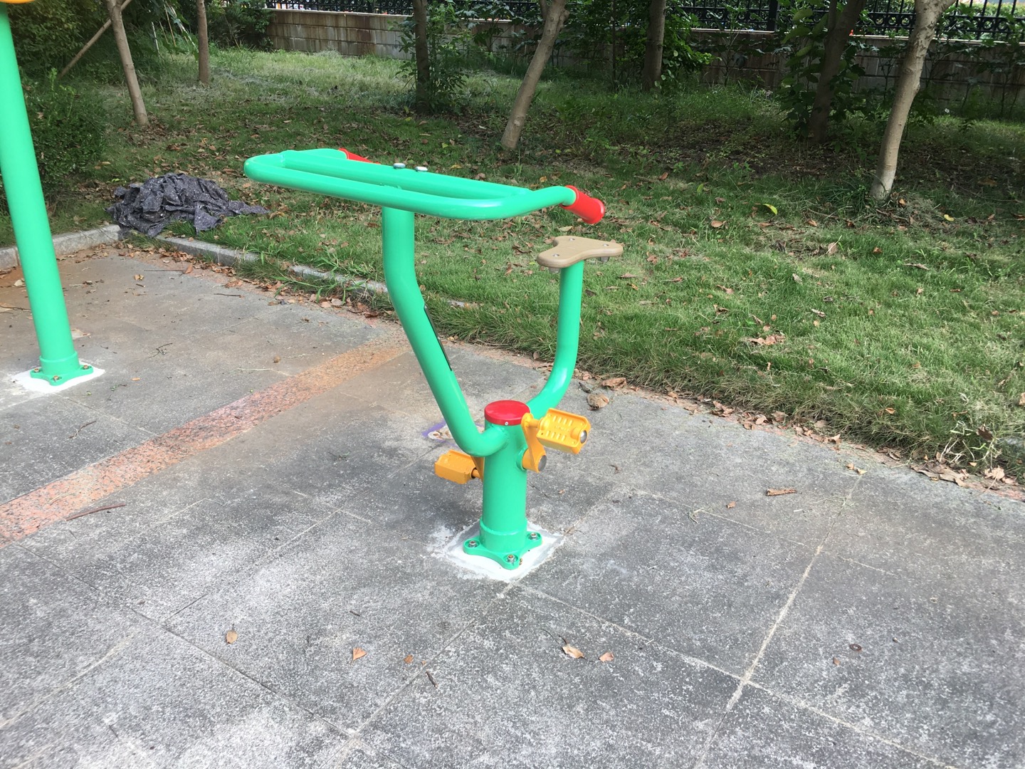 直立健身車