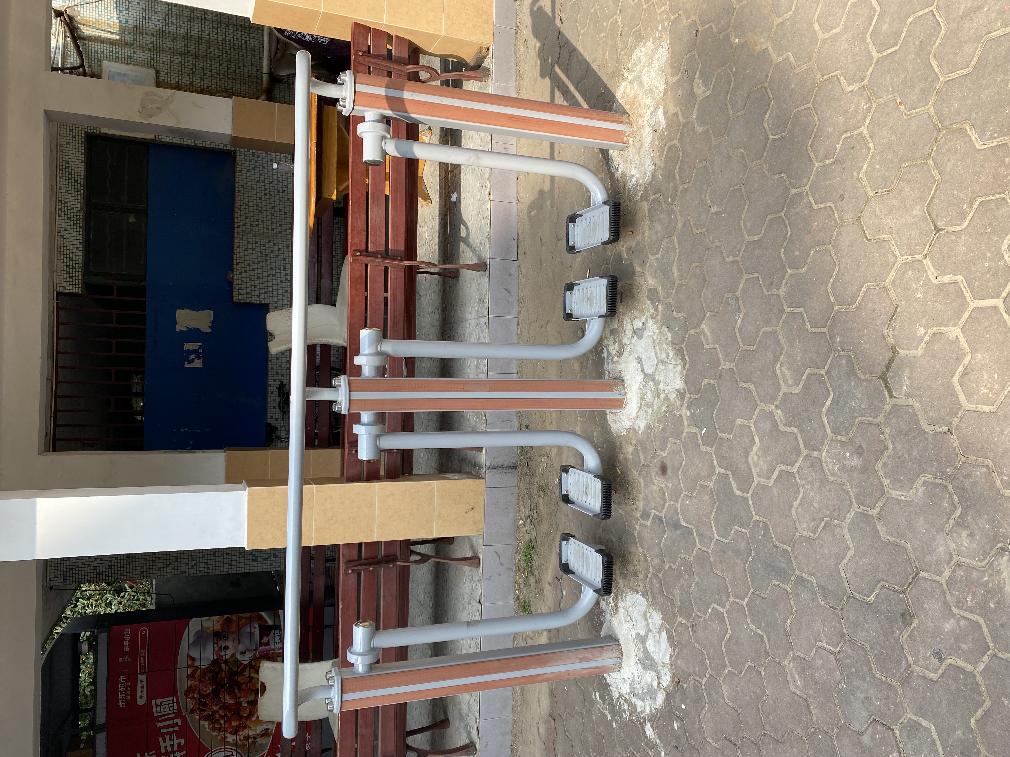 二位智能太空漫步機(jī)
