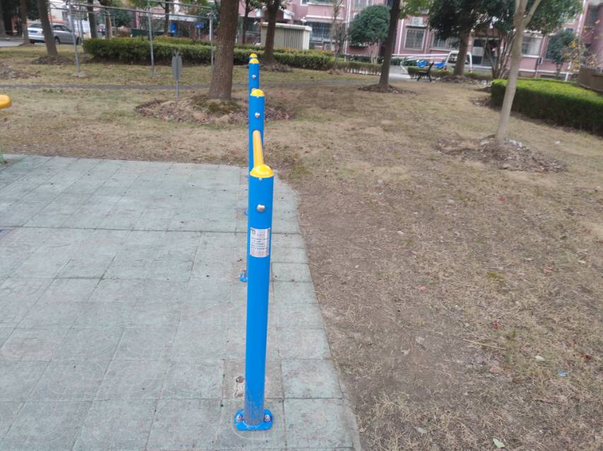 擱腿杠