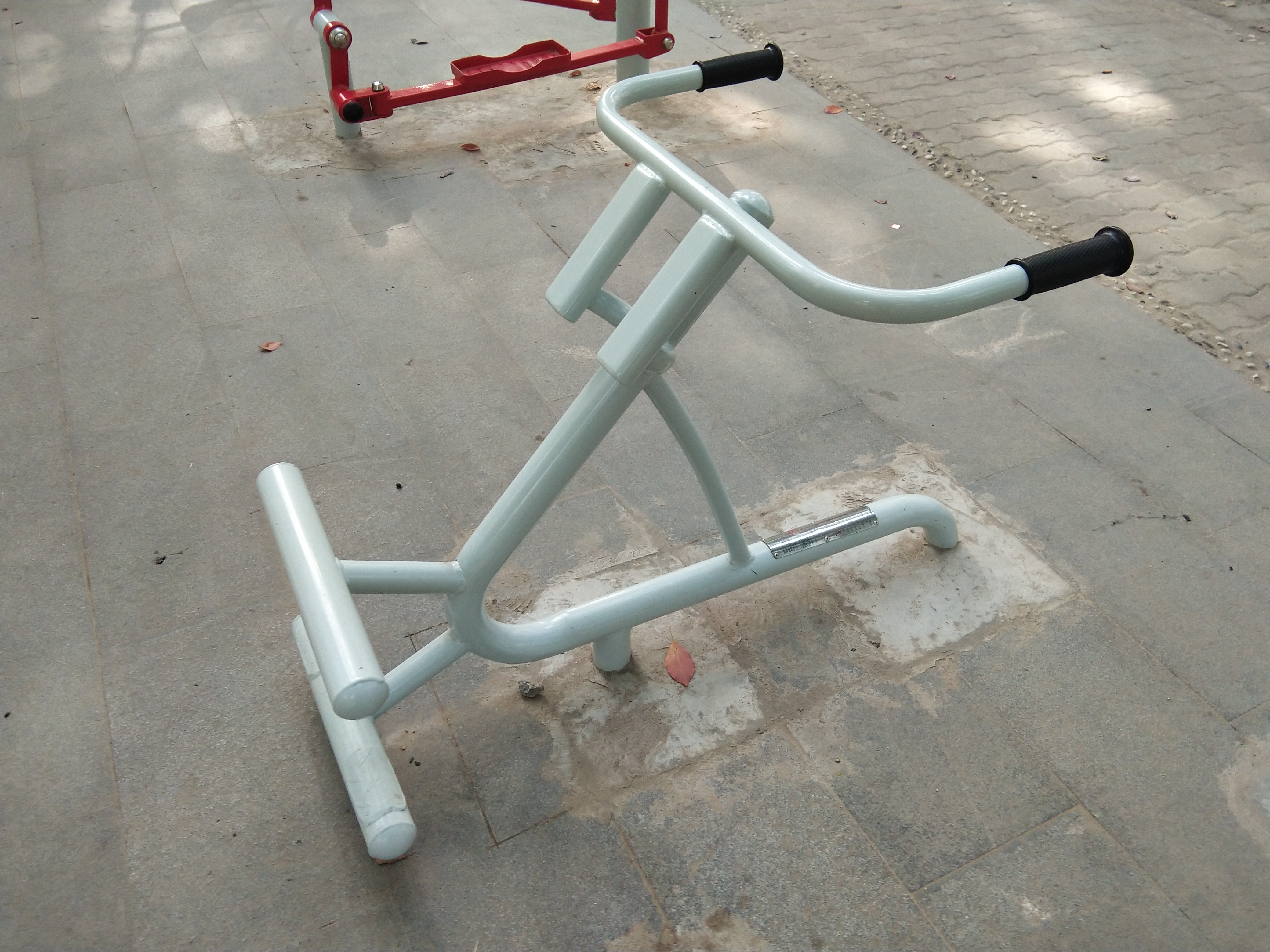 背肌訓練器
