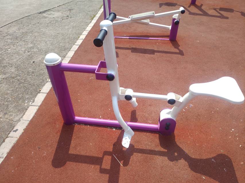 騎馬機