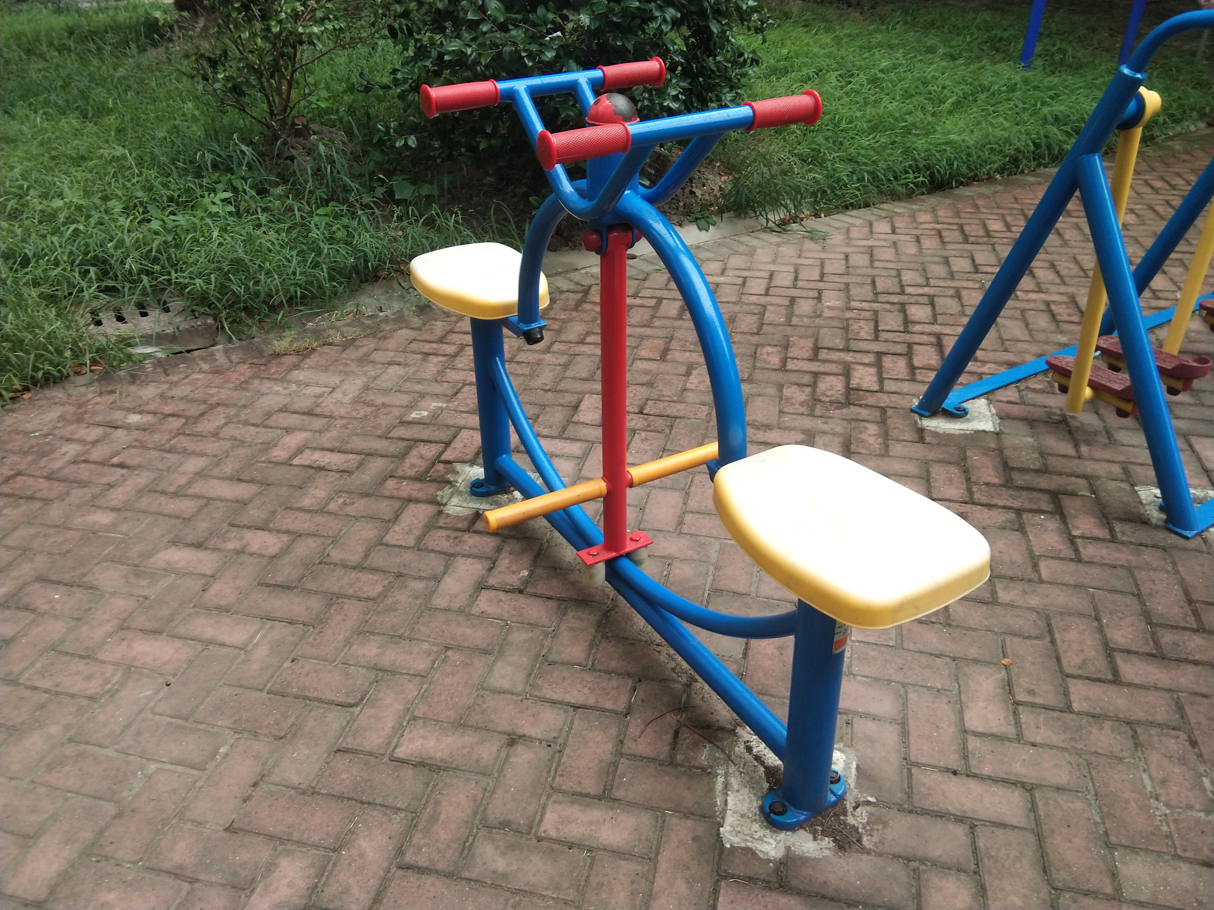 下肢康復器
