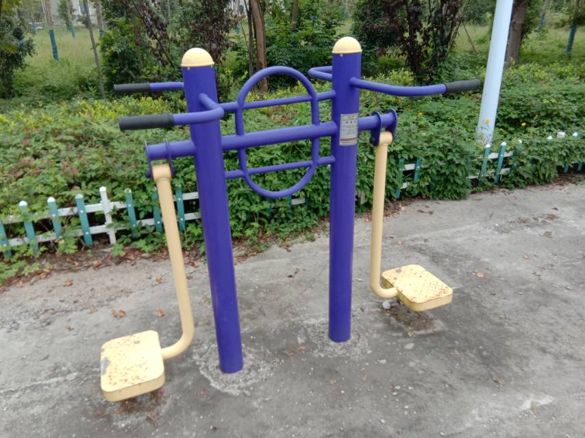 鐘擺器
