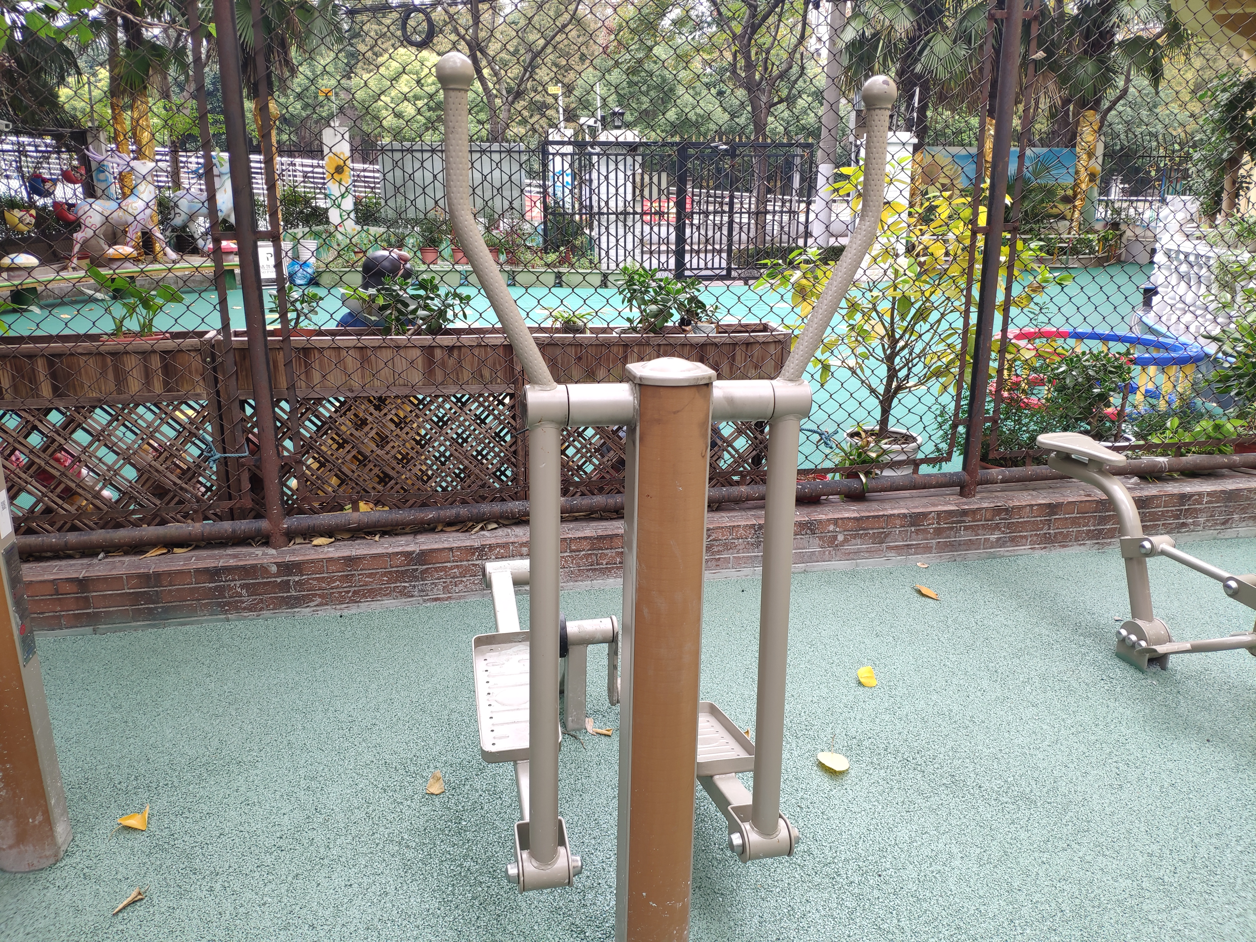 室外橢圓機