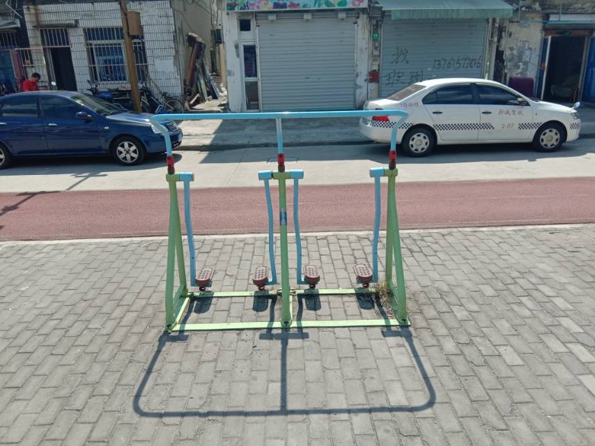 太空漫步器