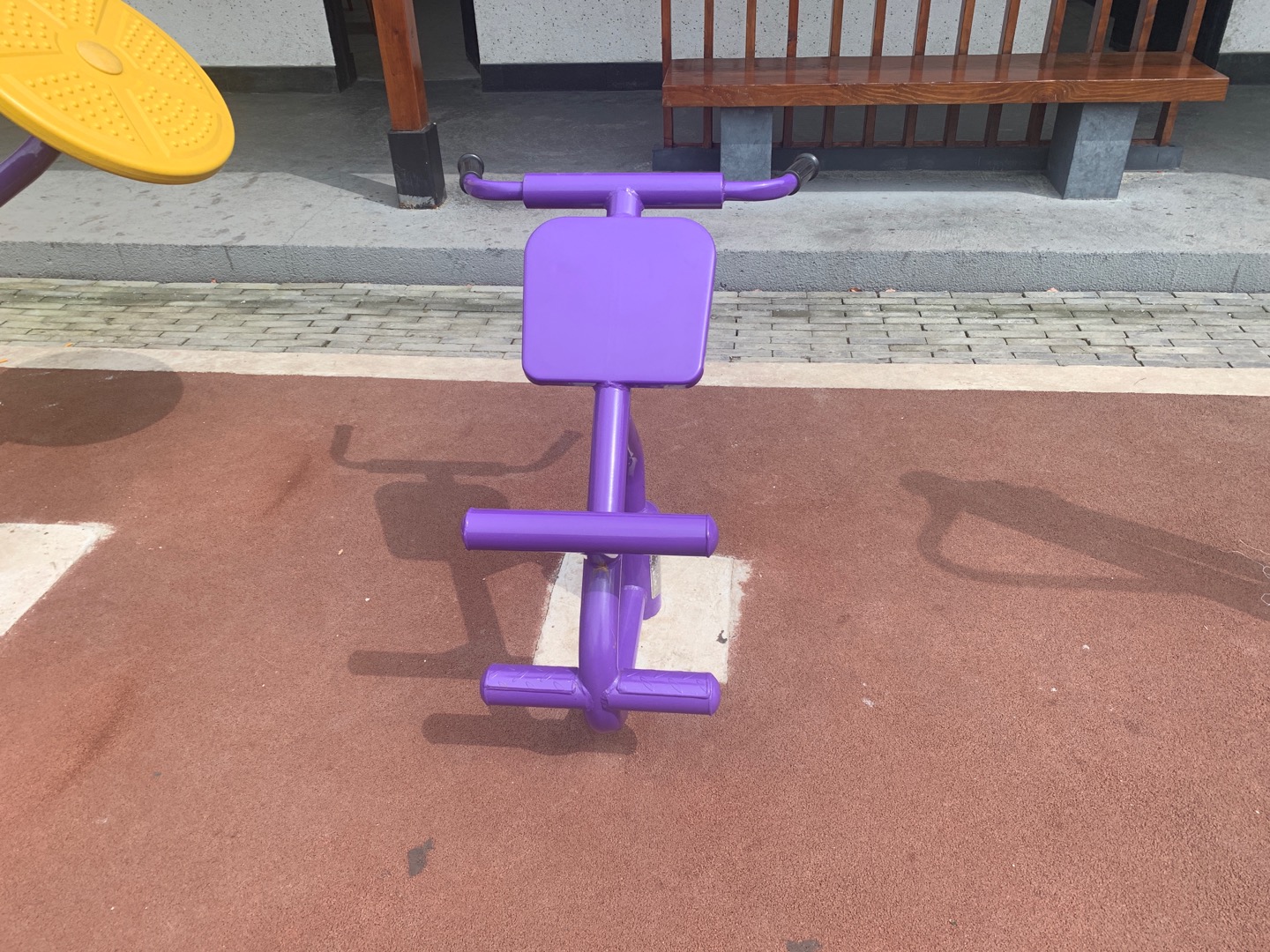 背肌訓練器