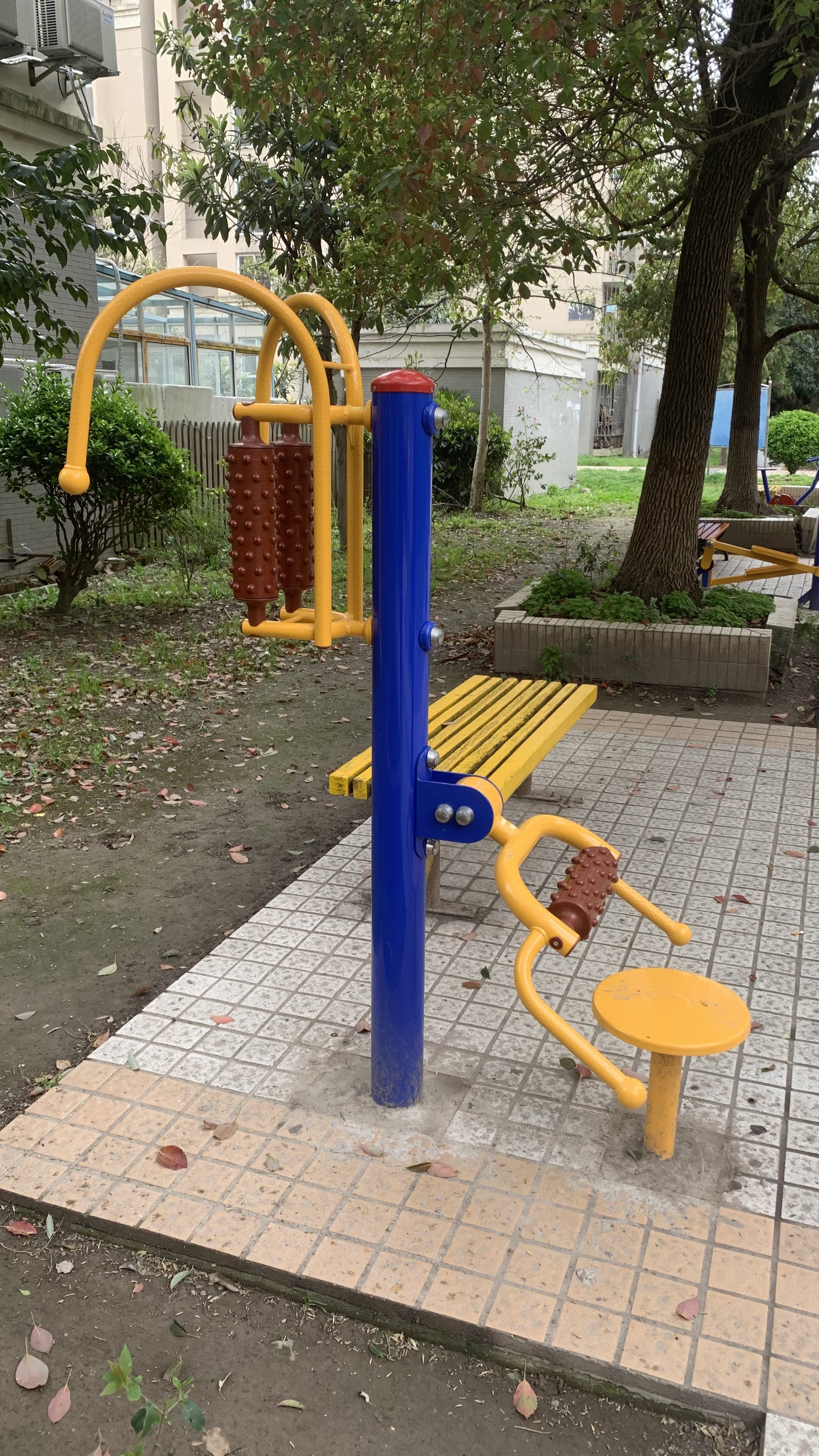 腰背按摩器