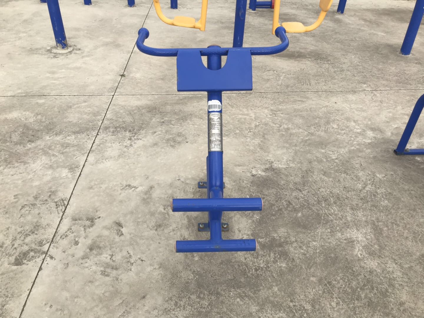 背肌訓練器
