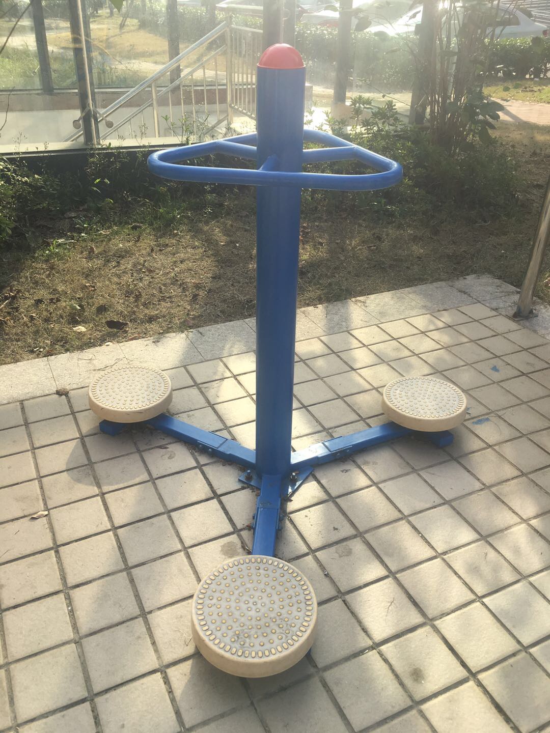 扭腰器