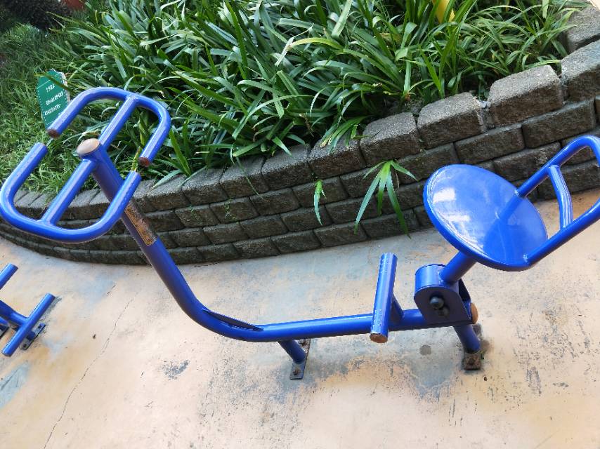 伸展器