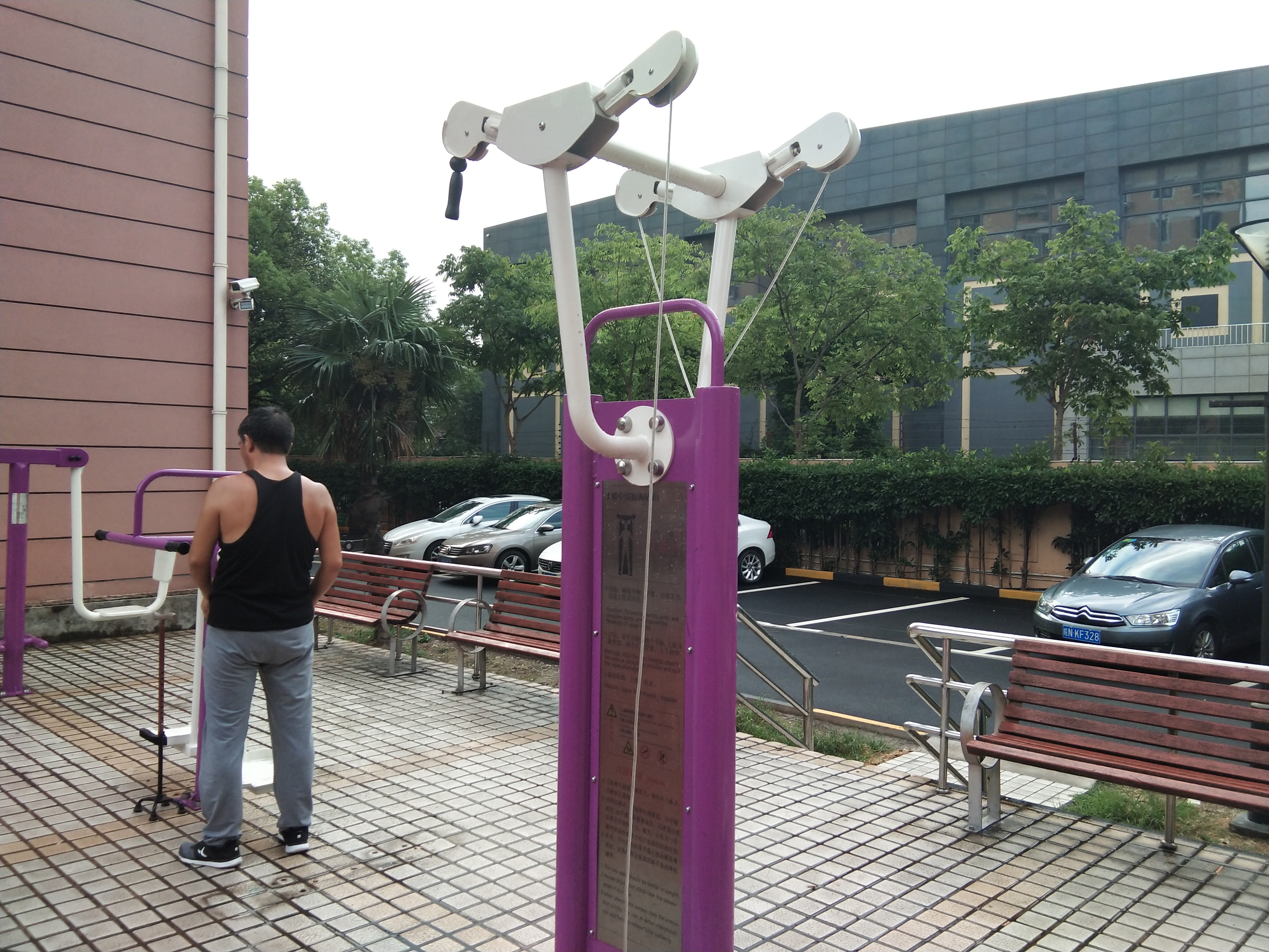 雙立柱牽引器