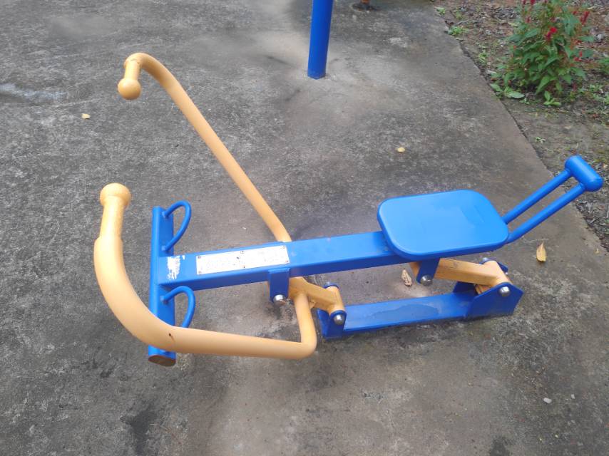 劃船器