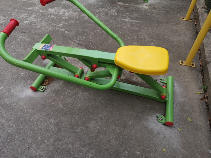 劃船器